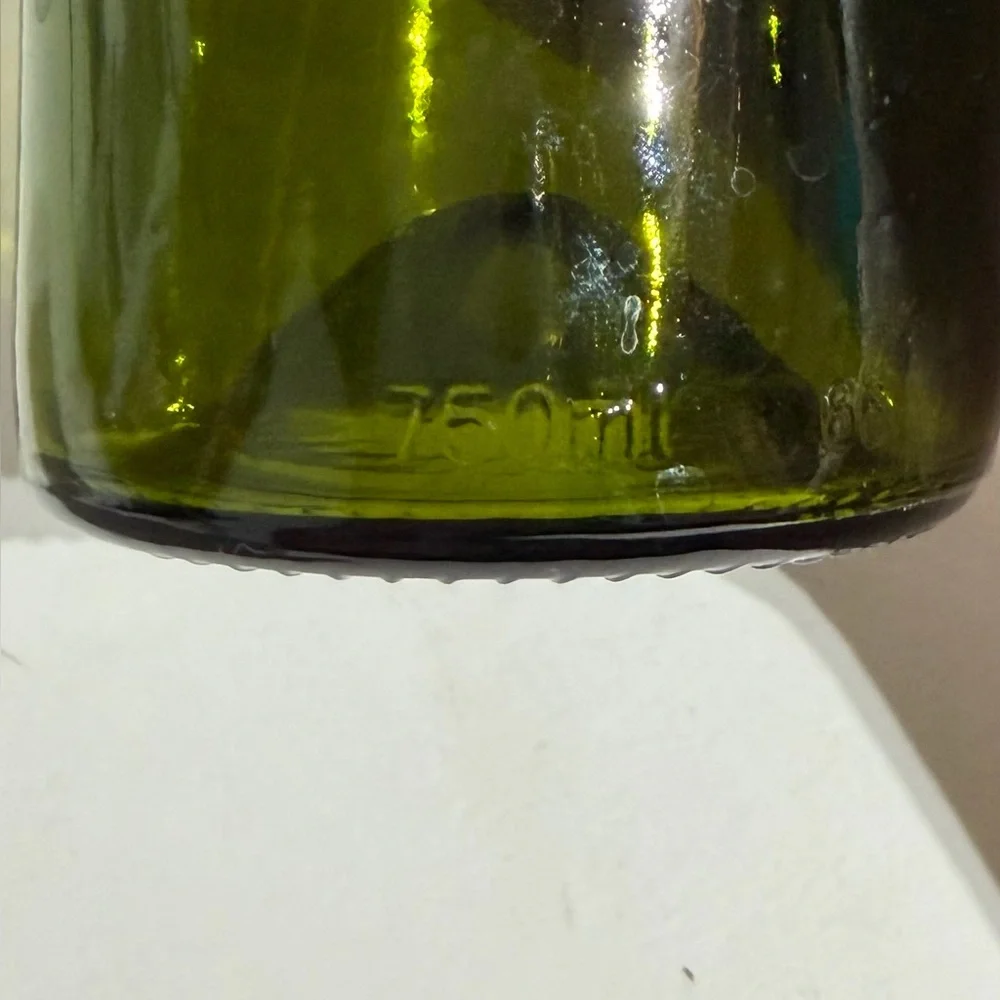 Wine Bottle 750ml Green Glass Up Cycle Vase Candle Art Cut Round DIY 5.5x3